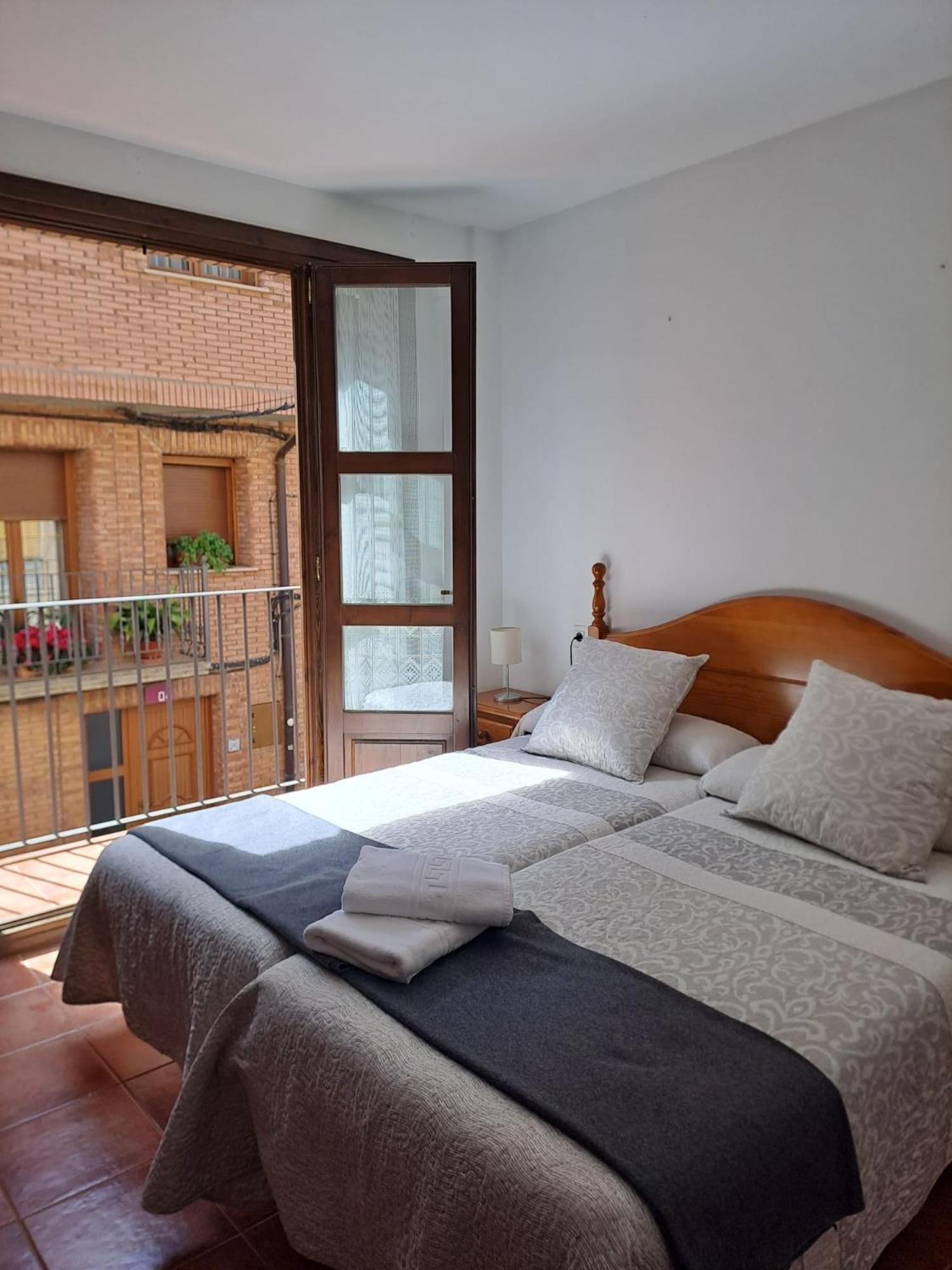 Delicias Hotel Peraltilla ภายนอก รูปภาพ